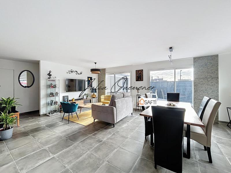 Maison - 100 m² - 5 pièces