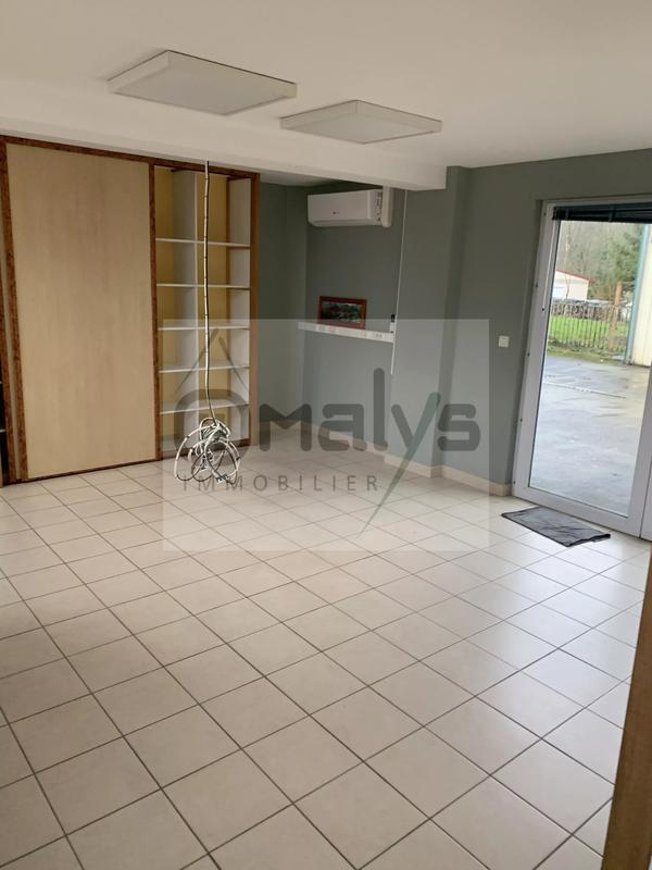 Local commercial - 778 m²