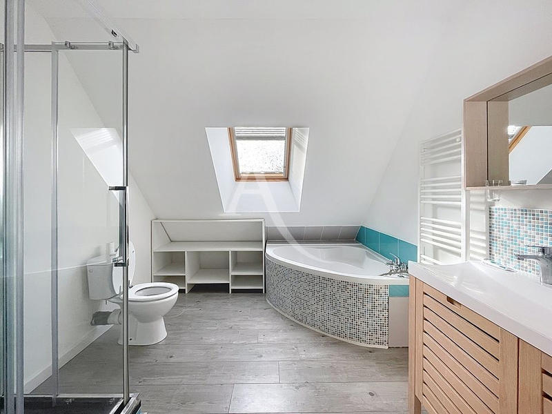 Maison - 82 m² - 4 pièces