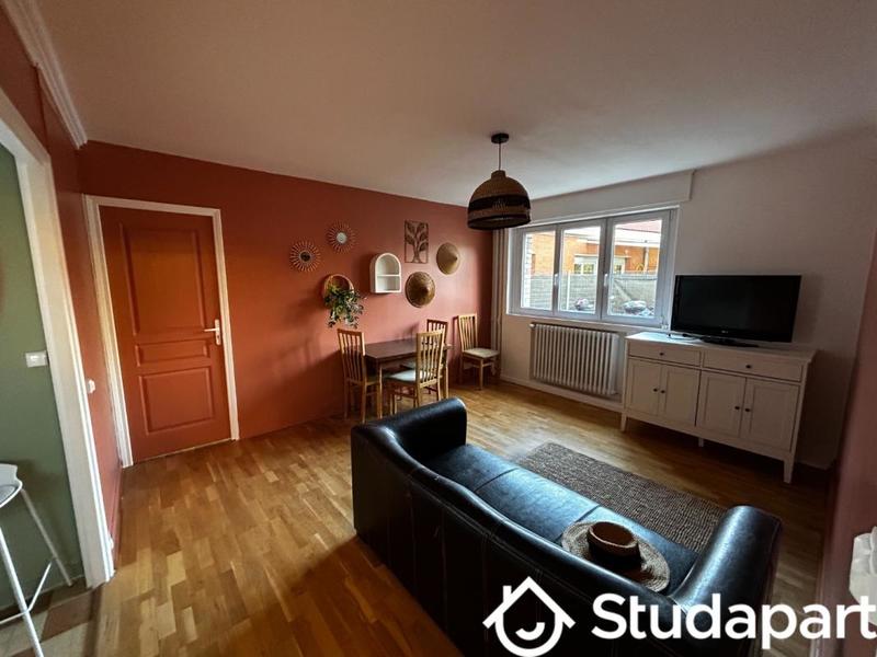 Chambre - 10 m² - 1 pièce