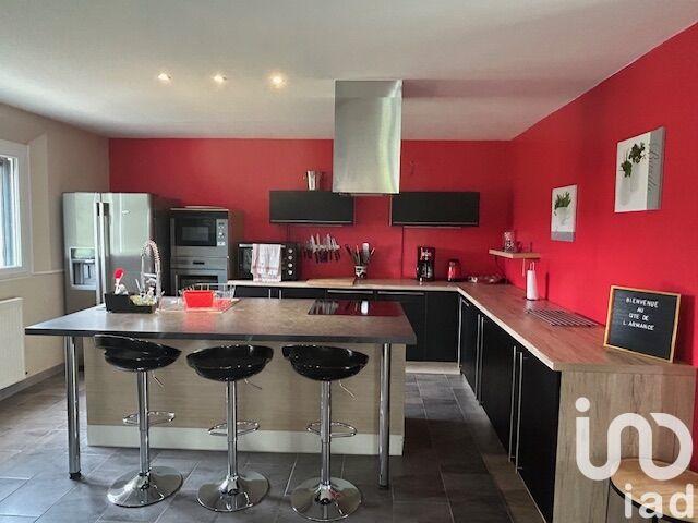 Maison - 206 m² - 5 pièces