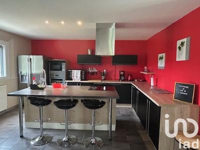 Maison - 206 m² - 5 pièces