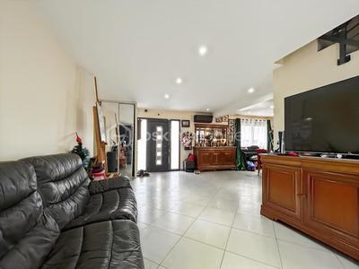 Maison - 150 m² - 7 pièces