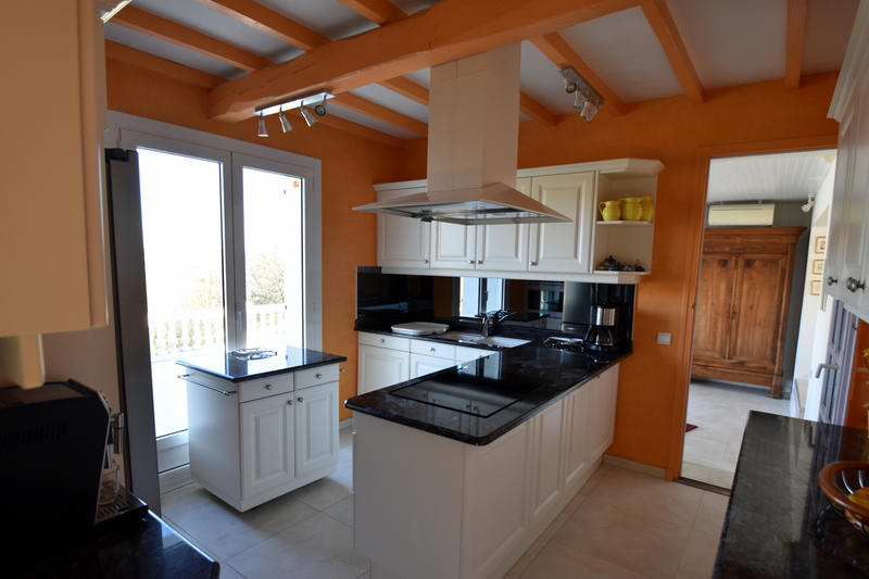 Viager - Maison - 200 m² - 6 pièces