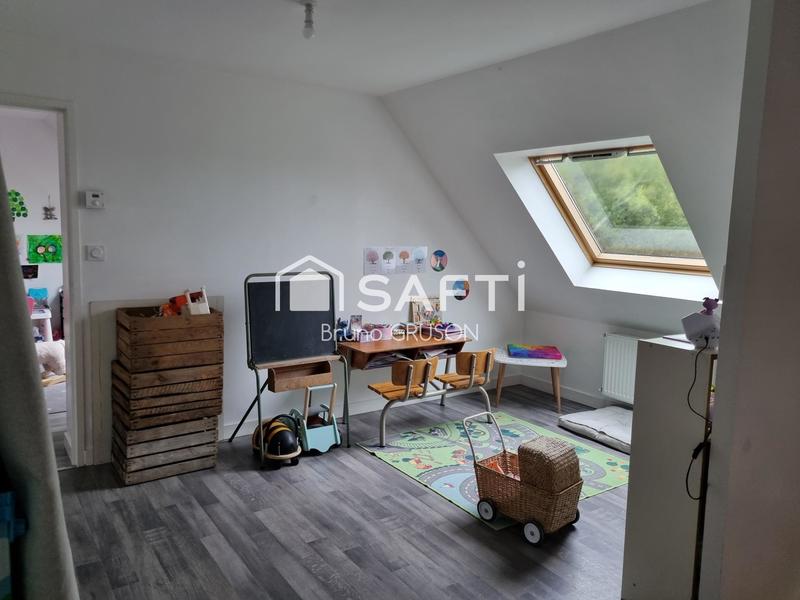 Maison - 99 m² - 6 pièces