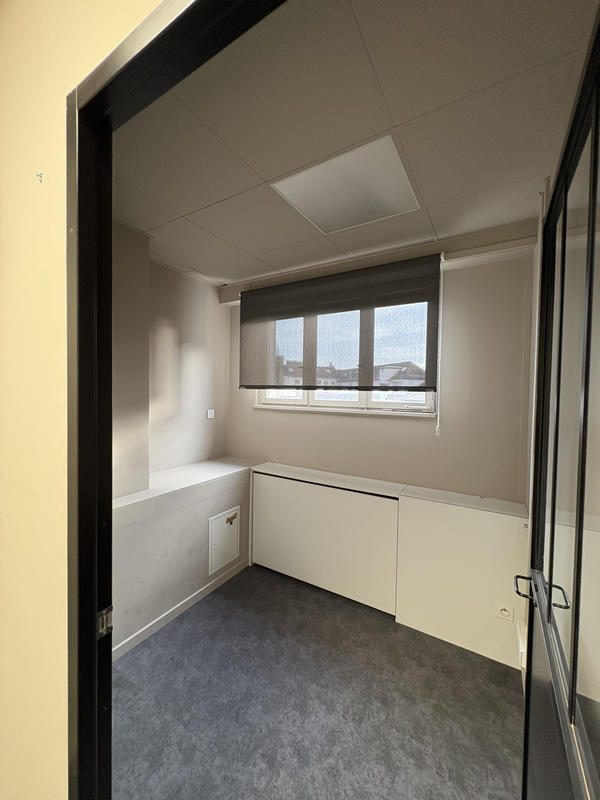 Bureau - 91 m²