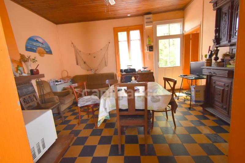 Maison - 141 m² - 10 pièces