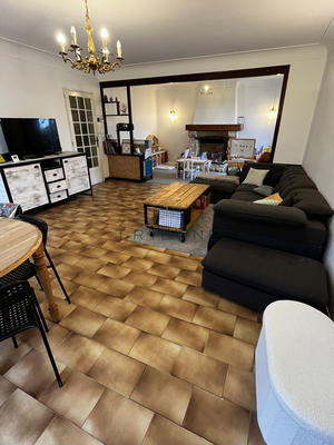 Maison - 144 m² - 9 pièces