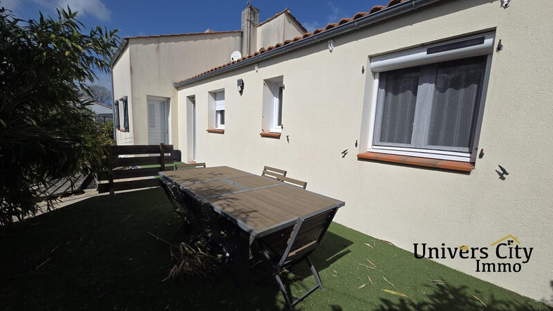 Maison - 112 m² - 5 pièces