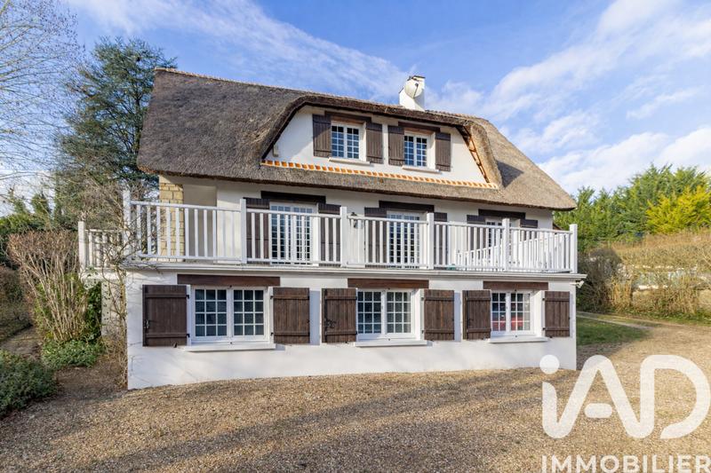 Maison - 250 m² - 10 pièces