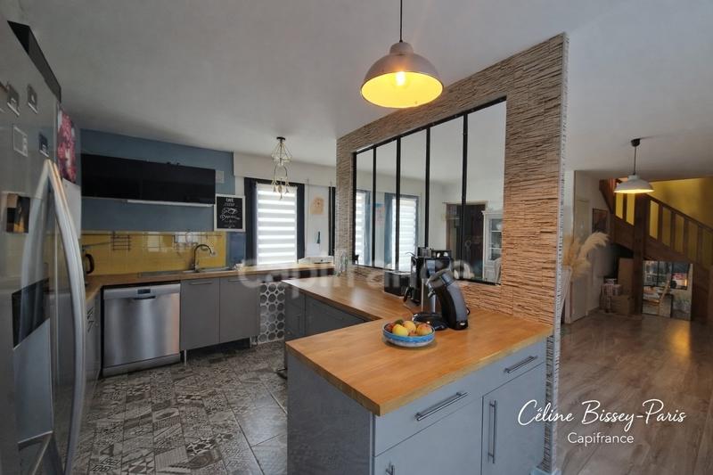 Pavillon - 163 m² - 6 pièces