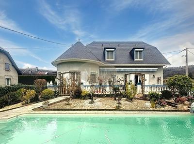 Maison - 156 m² - 6 pièces