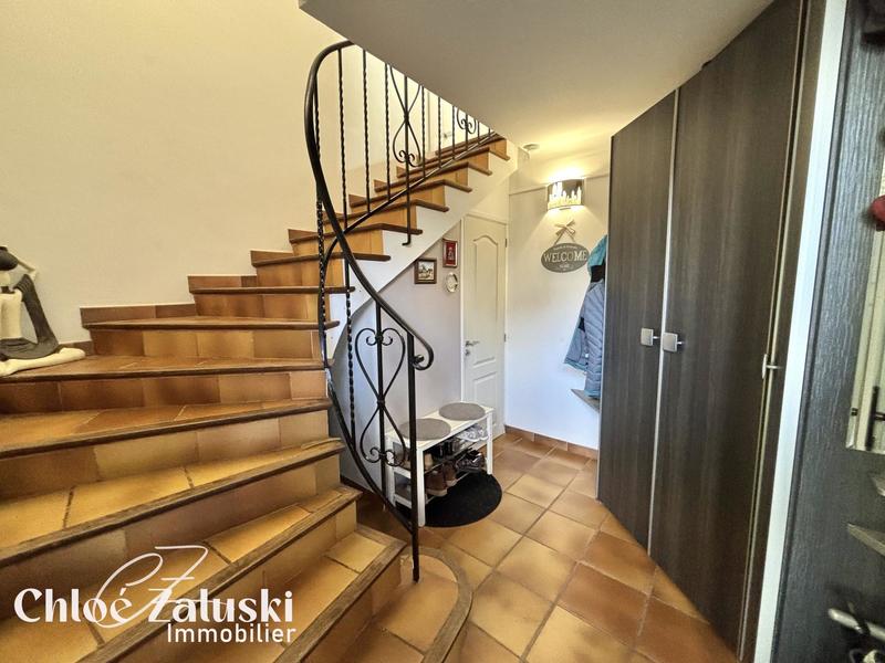 Appartement - 92 m² - 4 pièces