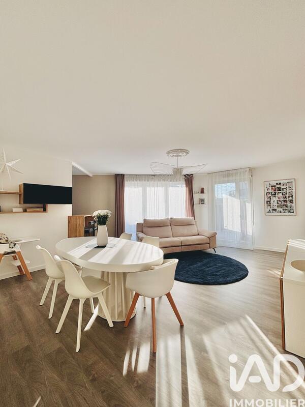 Appartement - 92 m² - 4 pièces