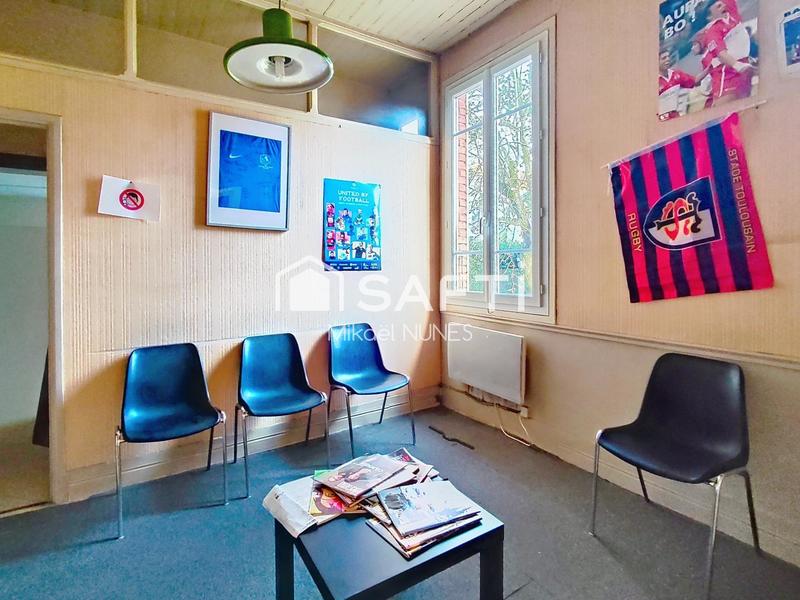 Bureau - 137 m² - 6 pièces