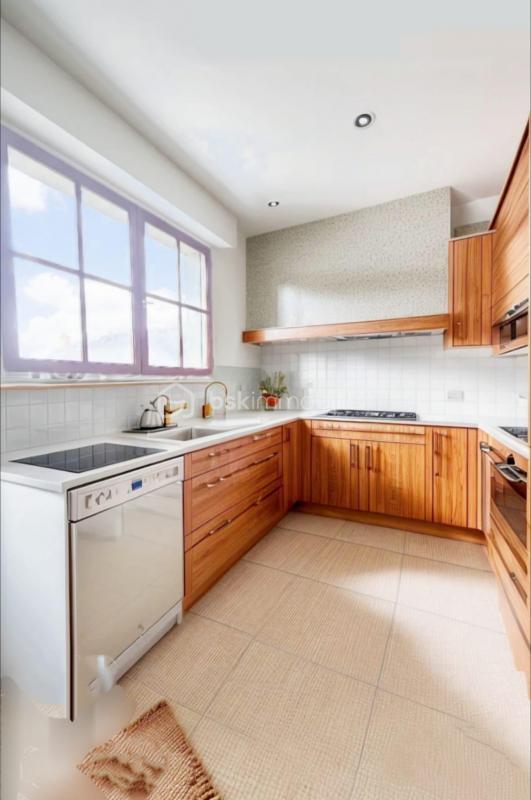 Maison traditionnelle - 94 m² - 5 pièces