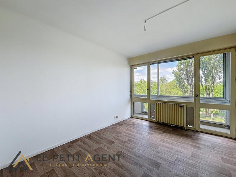 Appartement - 79 m² - 4 pièces