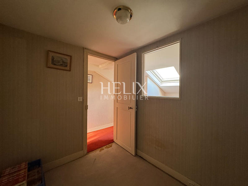 Maison - 161 m² - 6 pièces