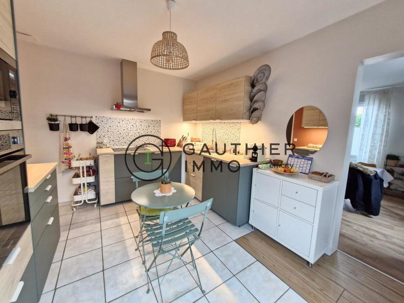 Maison - 75 m² - 5 pièces