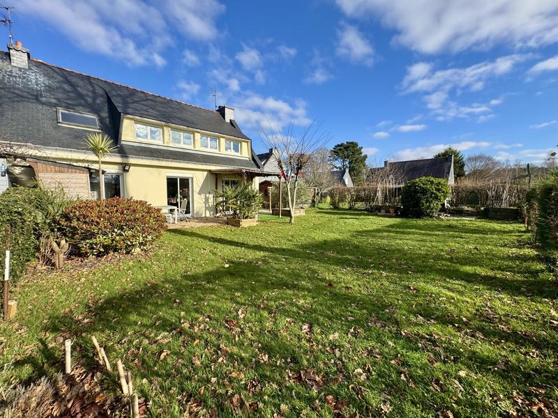 Maison - 97 m² - 5 pièces