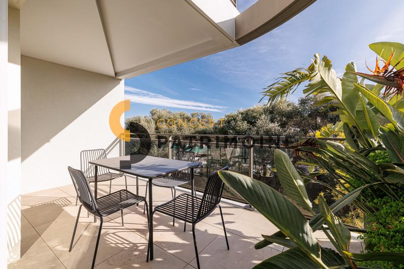 Duplex - 111 m² - 4 pièces