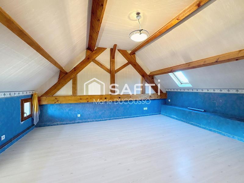 Maison - 180 m² - 9 pièces