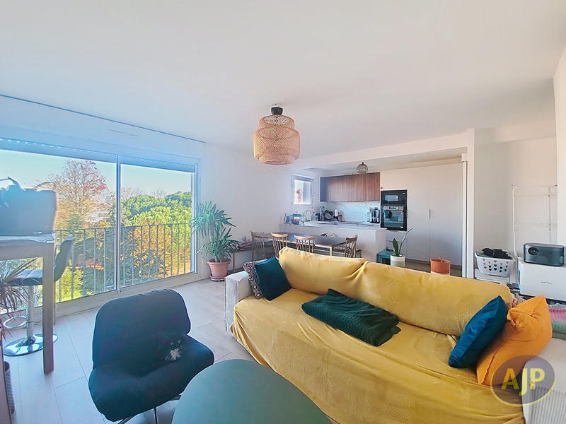 Appartement - 71 m² - 3 pièces