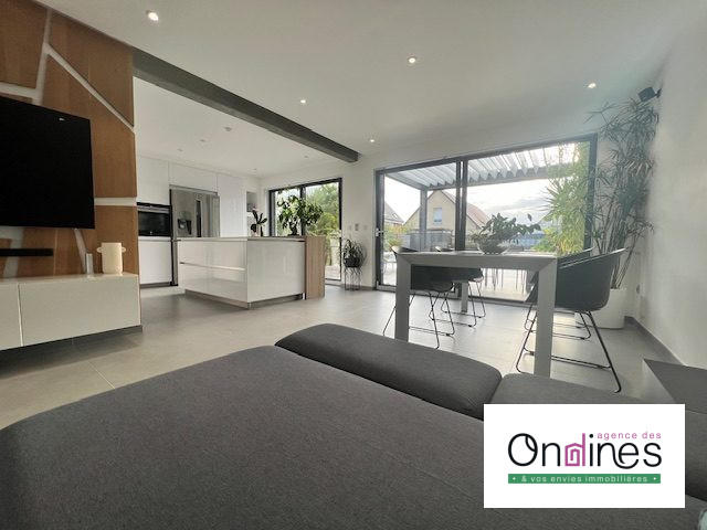 Maison - 111 m² - 5 pièces