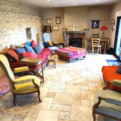 Propriété - 308 m² - 12 pièces