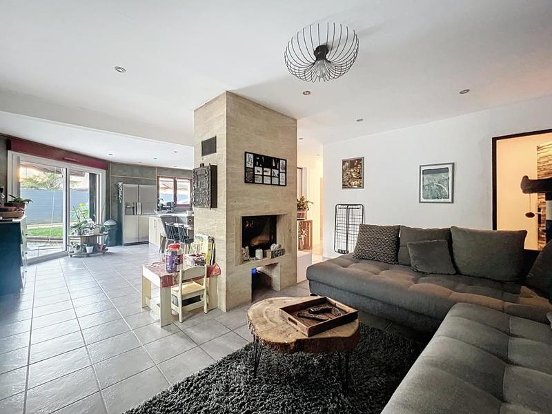 Villa - 158 m² - 6 pièces