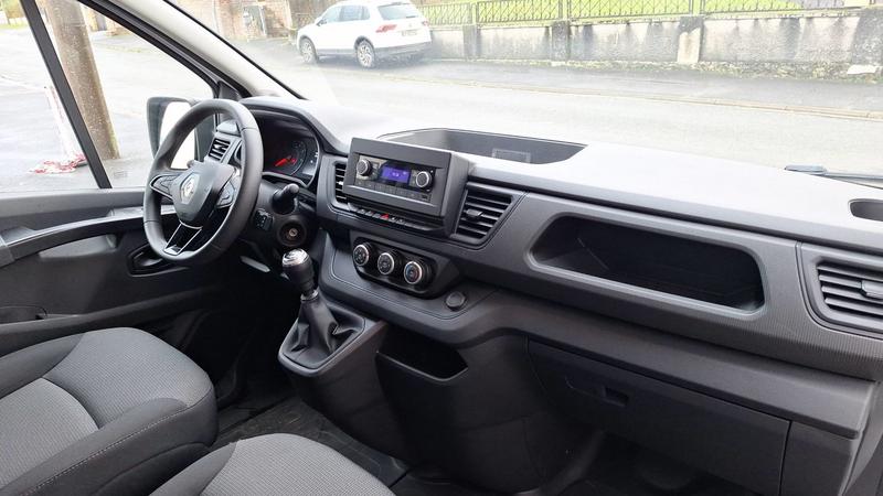 Renault Trafic Combi 9 Places 2.0 DCi 145 Zen - Entretien constructeur
