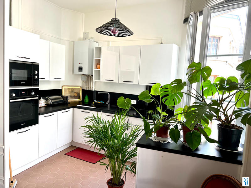 Appartement - 85 m² - 3 pièces