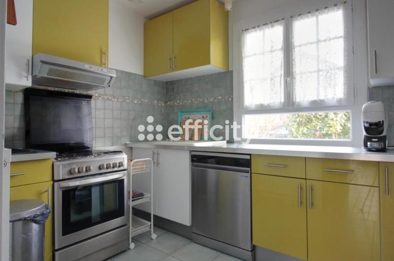 Pavillon - 141 m² - 6 pièces