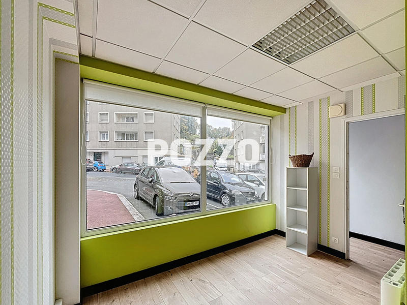 Local commercial - 62 m² - 3 pièces
