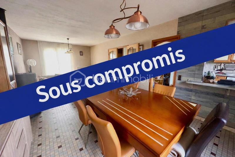 Maison - 93 m² - 5 pièces