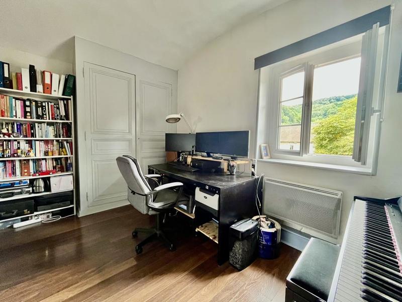 Appartement - 220 m² - 6 pièces