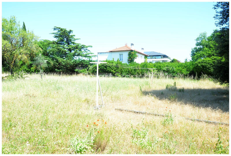 Terrain - 900 m²