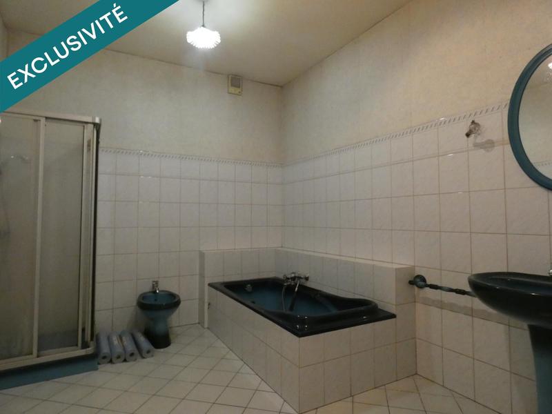 Maison - 188 m² - 7 pièces