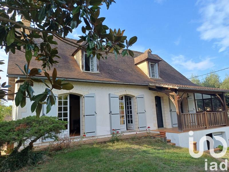 Maison - 140 m² - 6 pièces