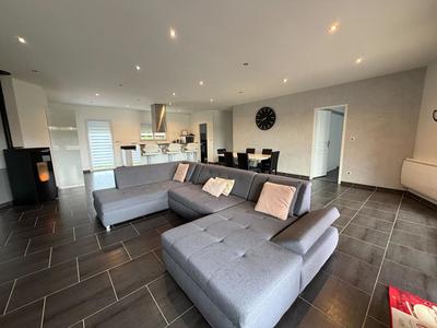 Maison - 145 m² - 5 pièces