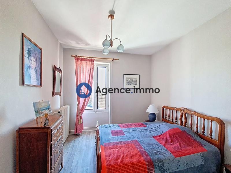 Maison - 170 m² - 8 pièces