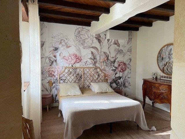 Maison traditionnelle - 330 m² - 10 pièces