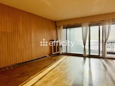Appartement - 105 m² - 5 pièces
