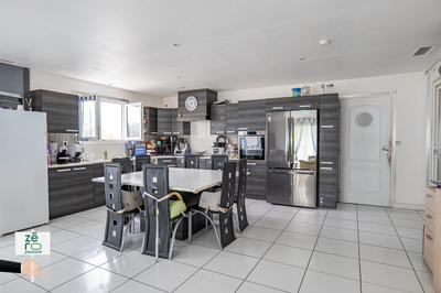 Maison - 128 m² - 7 pièces