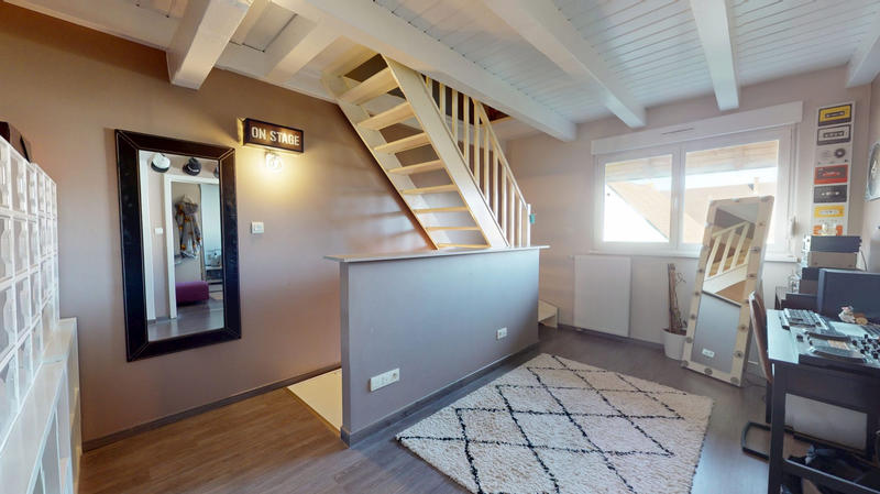 Appartement - 84 m² - 4 pièces