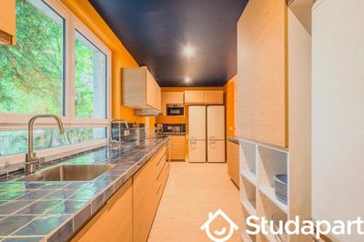 Chambre - 14 m² - 1 pièce