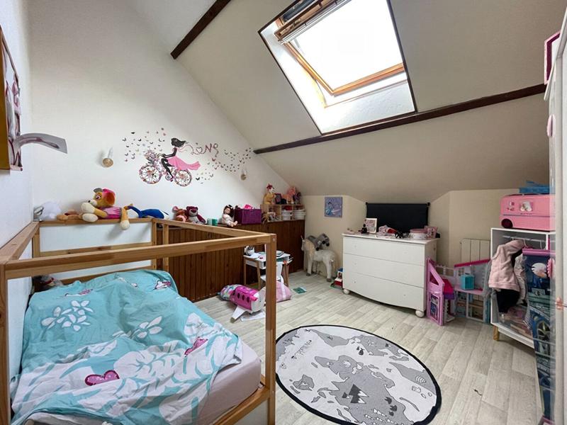 Maison - 270 m² - 6 pièces