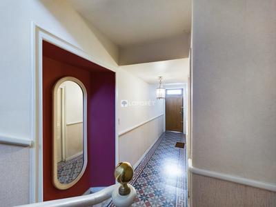 Maison traditionnelle - 190 m² - 10 pièces