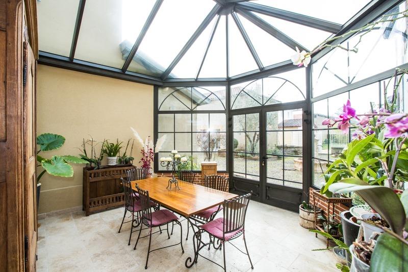 Propriété - 648 m² - 29 pièces