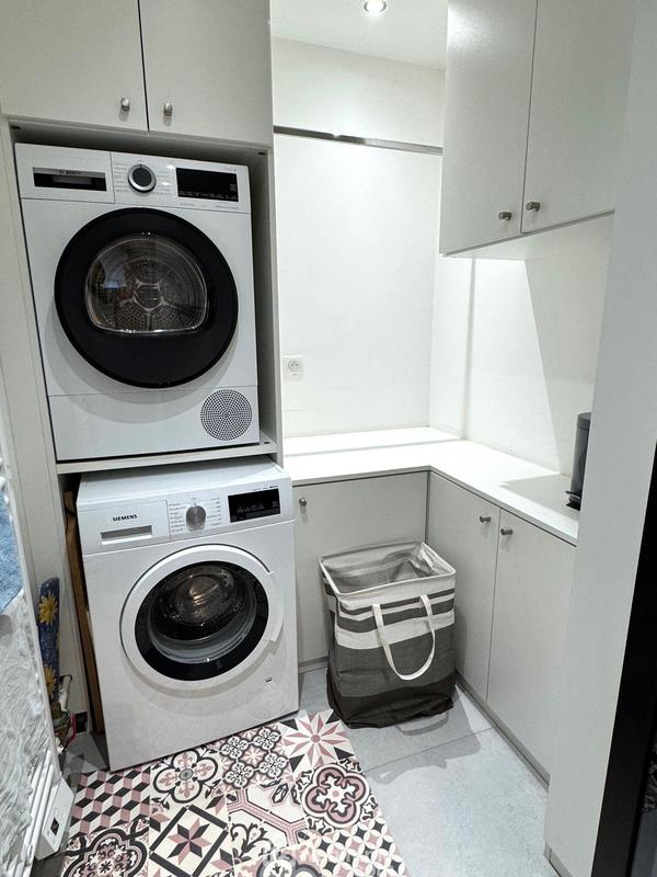 Maison - 230 m² - 7 pièces